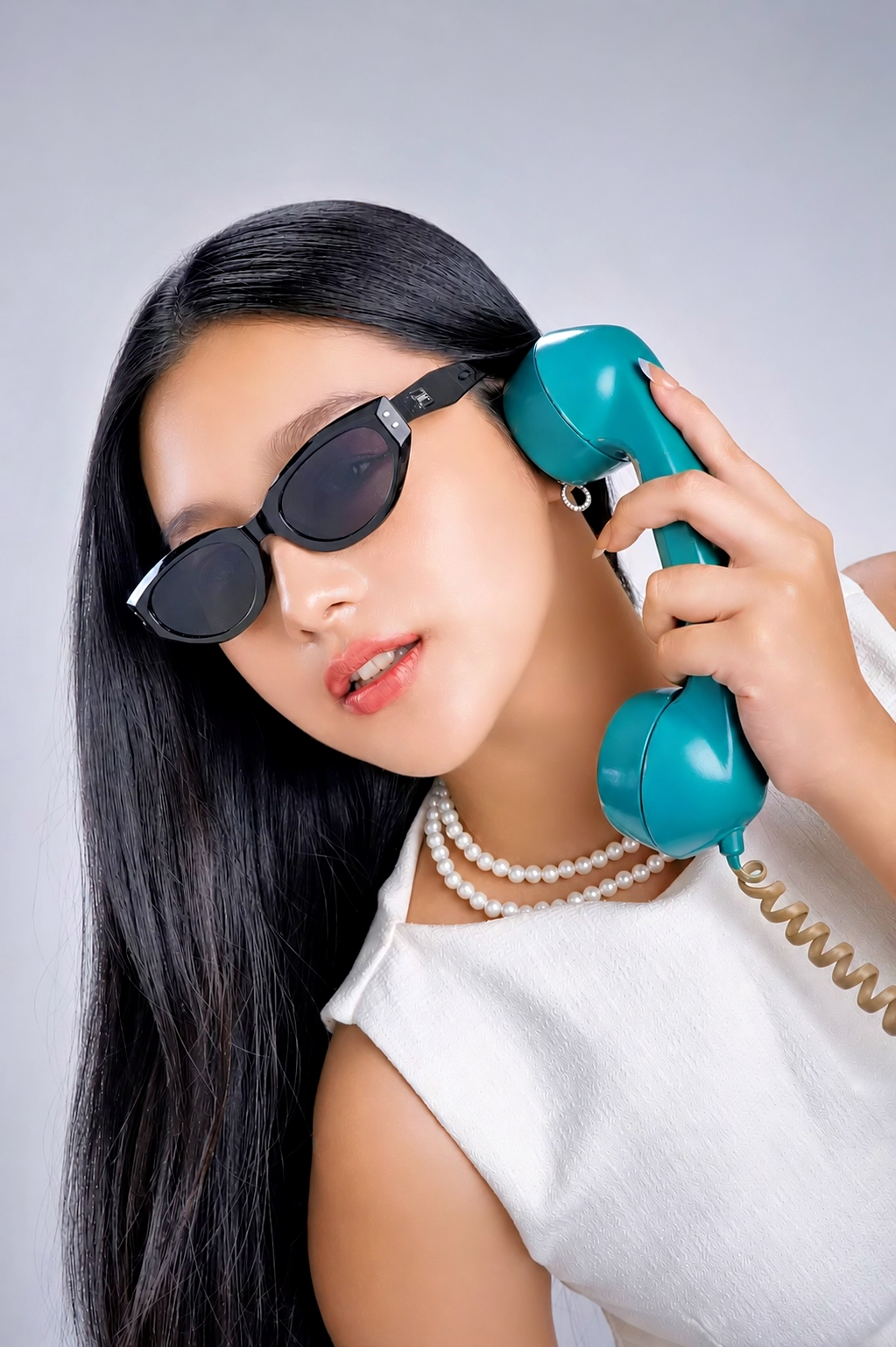 Beauty campaign photography for skincare and cosmetic brands by Bagan Sisworo